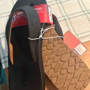 Flojos Men’s Black and Brown Two-Tone Flip Flops